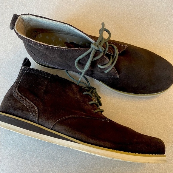 Stacy Adams Dark Brown Suede Chukka Style Boots - Picture 4 of 8